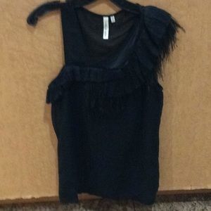 One shoulder feather top